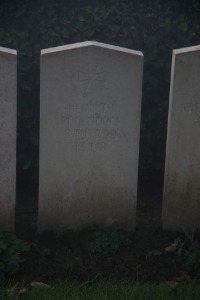 Aubigny Communal Cemetery Extension - Podemdorf, Heinrich